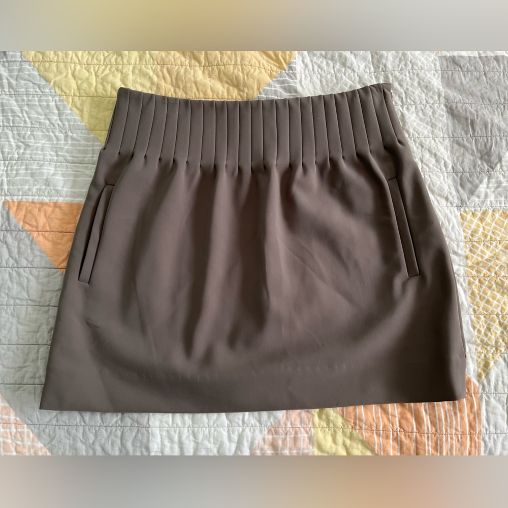 Diane von Furstenberg grey skirt size 2